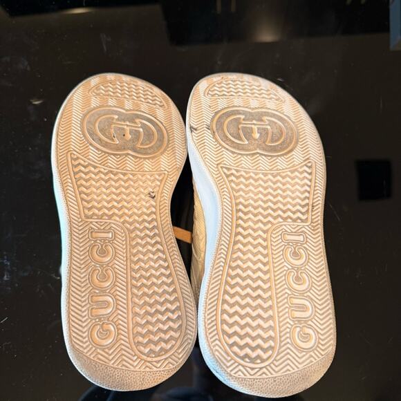 GUCCI GG Embossed Sneaker | SLIGHTLY USED - Picture 14 of 14
